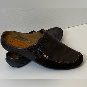 Naturalizer Pre-Owned Mules Camelot Brown Pebbled Leather Suede Side Bow Sz 7.5